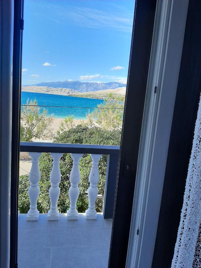 Rooms & Apartments Kaurloto Pag Town Luaran gambar