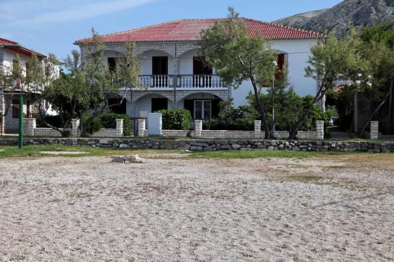 Rooms & Apartments Kaurloto Pag Town Luaran gambar
