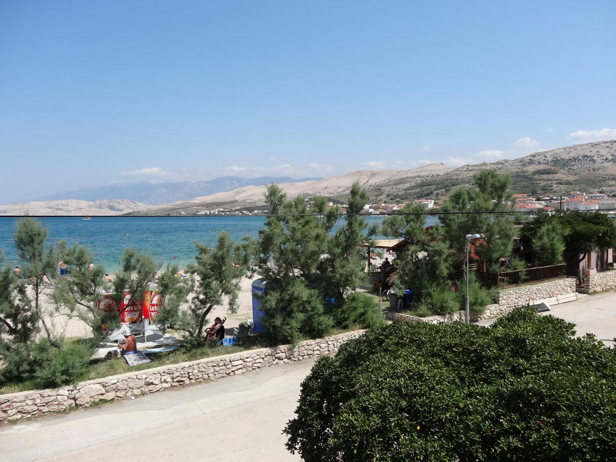 Rooms & Apartments Kaurloto Pag Town Luaran gambar