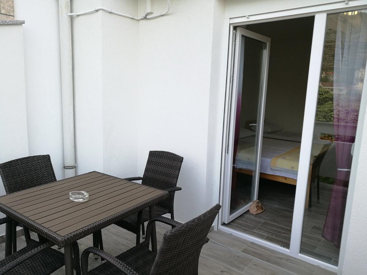Rooms & Apartments Kaurloto Pag Town Luaran gambar